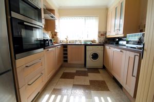 Kitchen- click for photo gallery